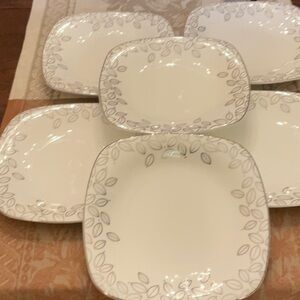 Set of 6 Lenox salad/dessert plates.  Also,6 matching bowls on my site.  Lovely